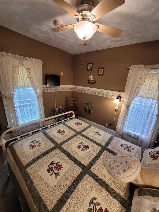 Prairie House Manor Bed And Breakfast De Smet Exteriör bild